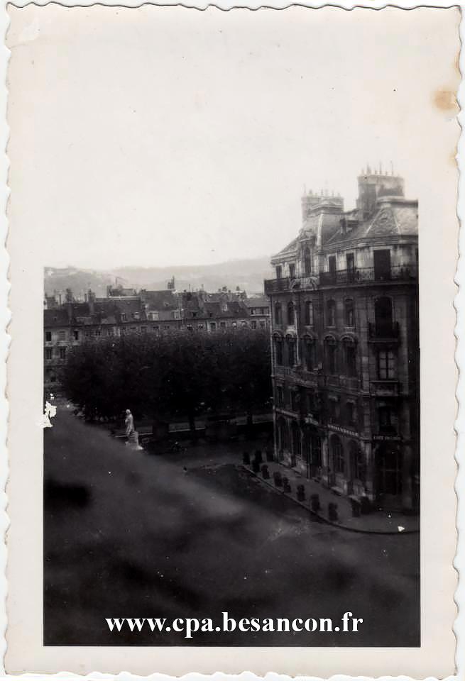 Besançon - Vue prise de la fenêtre de Germaine - Novembre 1947